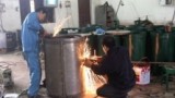 Chế tạo bếp hóa khí đốt rơm rạ không khói muội