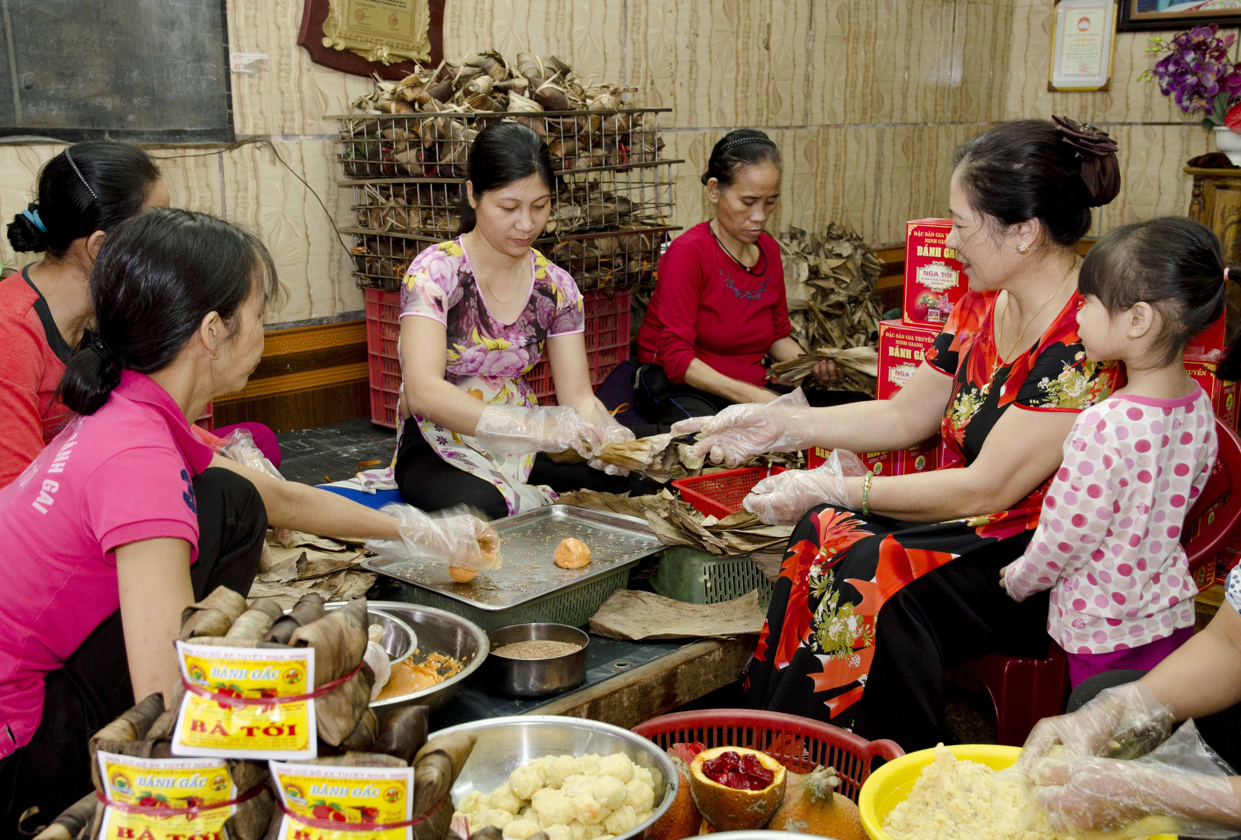 Bánh Gấc Ninh Giang - Ngọt ngào hương vị quê hương