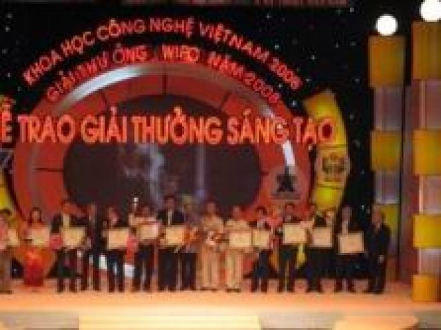 Trao giải thưởng Sáng tạo khoa học và công nghệ Việt Nam 2010