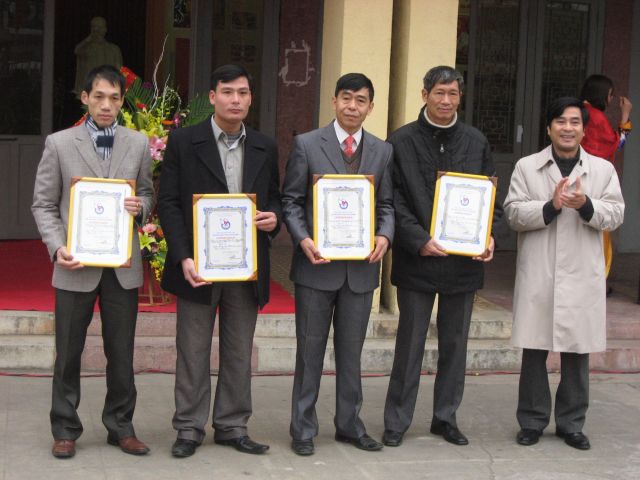 Khai mạc Triển lãm mừng Đảng, mừng Xuân và Hội báo Xuân Canh Dần 2010